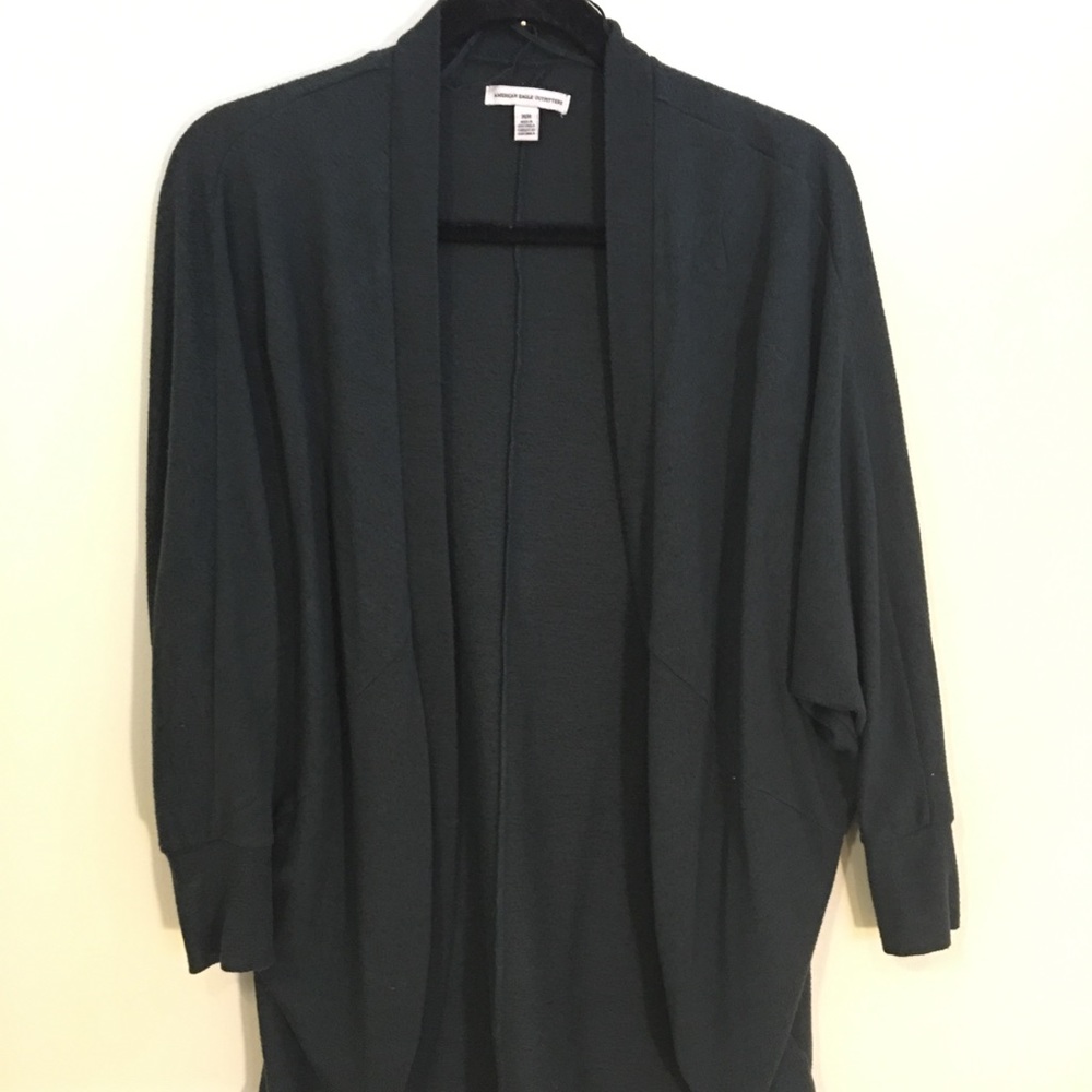 Forest green cardigan with 3/4 sleeves